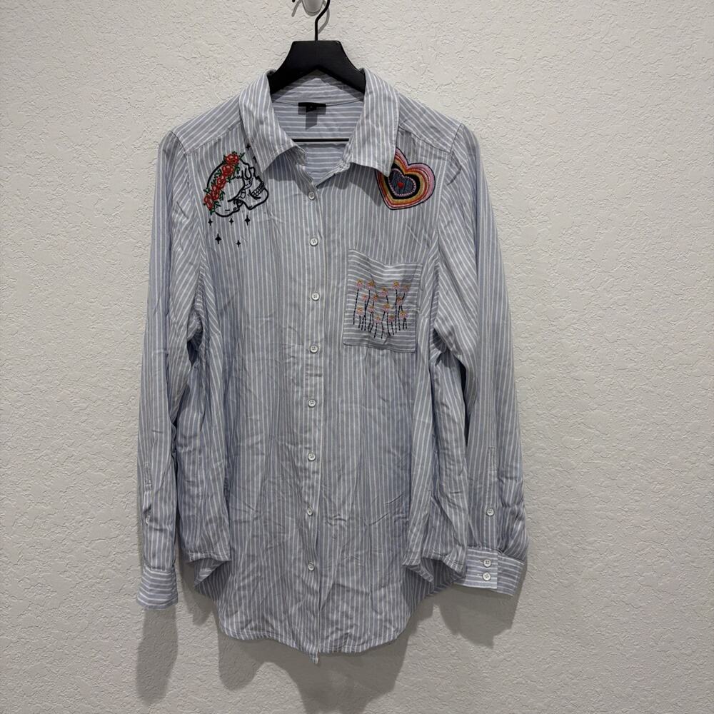 Torrid Blue White Striped Embroidered Skull Heart Flowers Button Up Size Large